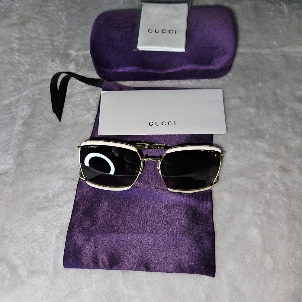 NIB  Gucci Sunglasses